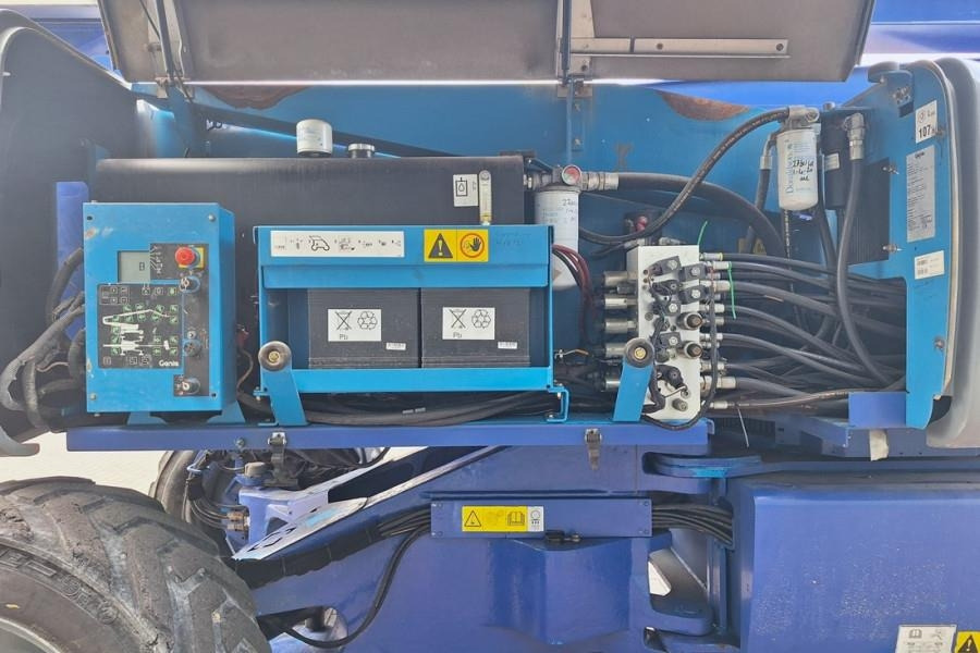 Коленчатый подъемник Genie Z135/70 Diesel, 4x4x4 Drive, 43m Lifting Height, 2: фото 15