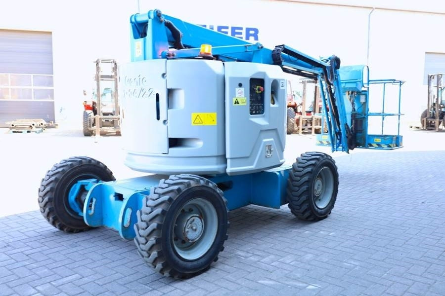 Genie Z34/22 Diesel, 4x4 Drive, 12.6m Working Height, 6. - Коленчатый подъемник: фото 2 Genie Z34/22 Diesel, 4x4 Drive, 12.6m Working Height, 6. - Коленчатый подъемник: фото 2