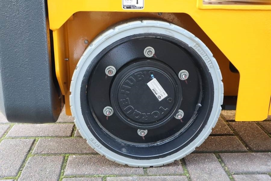 Ножничный подъемник Haulotte Compact 8N Valid inspection, *Guarantee! 8m Workin: фото 12 Ножничный подъемник Haulotte Compact 8N Valid inspection, *Guarantee! 8m Workin: фото 12