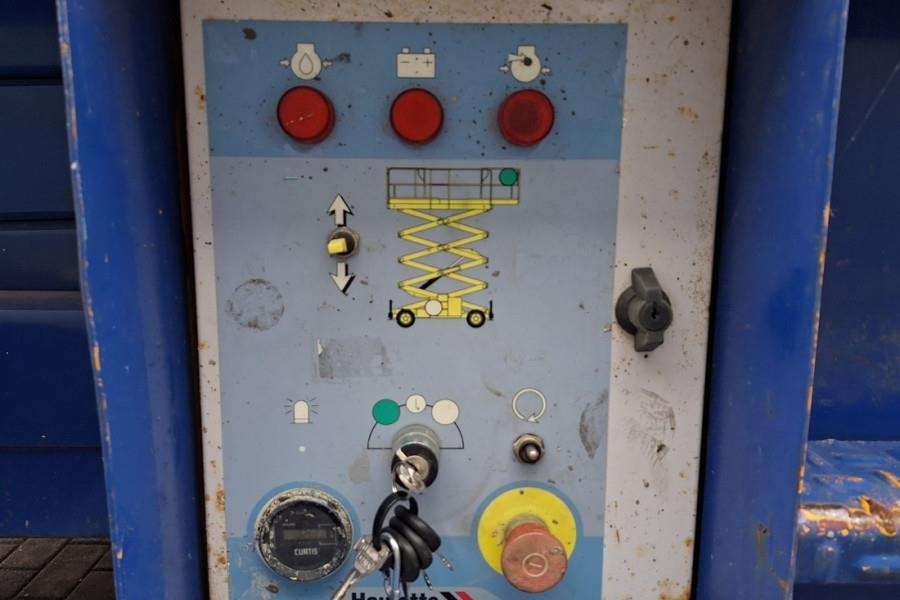 Haulotte H12SX Diesel, 4x4 Drive, 12m Working Height, 700kg - Ножничный подъемник: фото 4 Haulotte H12SX Diesel, 4x4 Drive, 12m Working Height, 700kg - Ножничный подъемник: фото 4