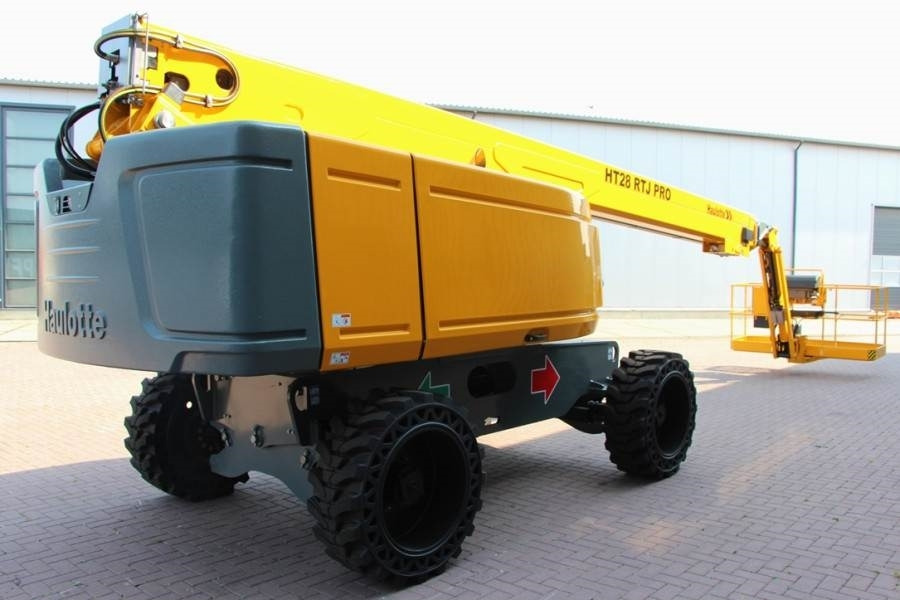 Haulotte HT28RTJ Pro Diesel, 4x4 Drive, 27.9 m Working Heig - Телескопический подъемник: фото 2 Haulotte HT28RTJ Pro Diesel, 4x4 Drive, 27.9 m Working Heig - Телескопический подъемник: фото 2
