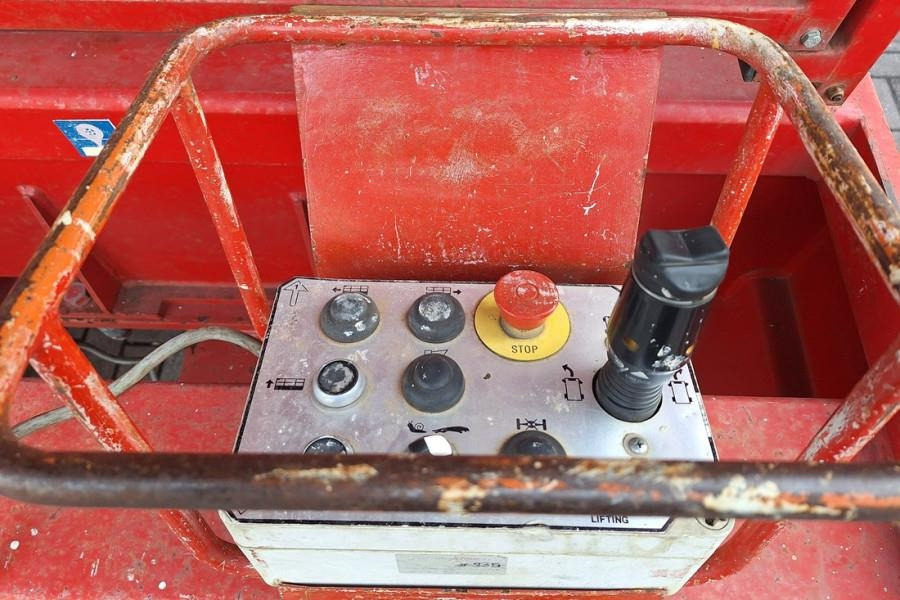 Holland Lift Combistar B-165EL25 Electric, 18.5m Working Height - Ножничный подъемник: фото 4 Holland Lift Combistar B-165EL25 Electric, 18.5m Working Height - Ножничный подъемник: фото 4