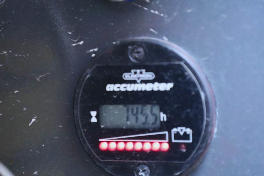 Holland Lift Ecostar HL-9710 Electric, 12m Working Height, 325k  - Ножничный подъемник: фото 5 Holland Lift Ecostar HL-9710 Electric, 12m Working Height, 325k  - Ножничный подъемник: фото 5