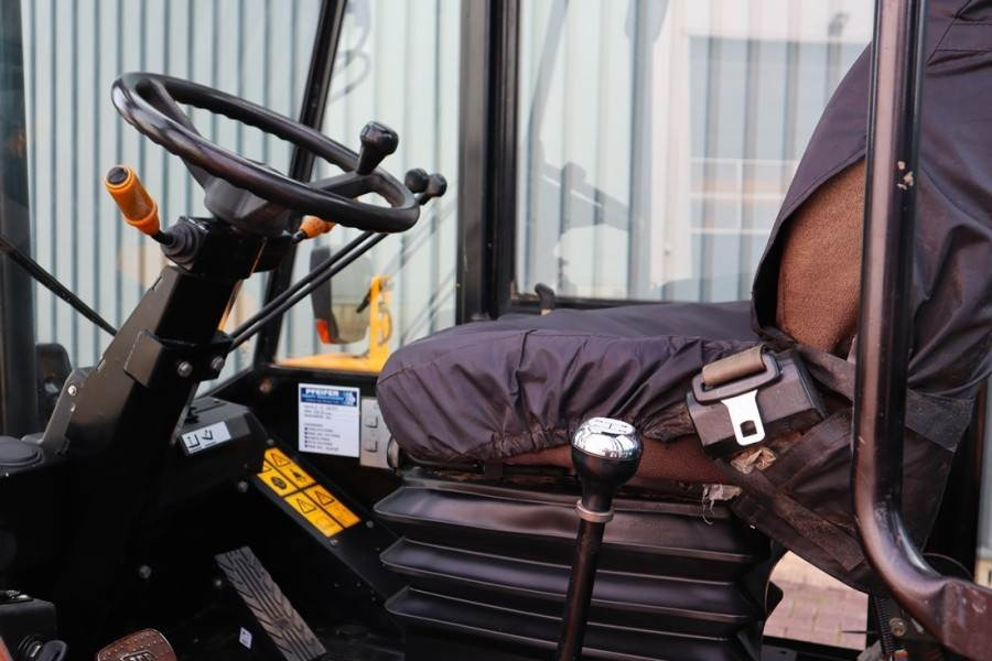 JCB 926 Diesel, 4x4 Drive, Triplex mast, 5500mm Liftin - Внедорожный погрузчик: фото 3 JCB 926 Diesel, 4x4 Drive, Triplex mast, 5500mm Liftin - Внедорожный погрузчик: фото 3