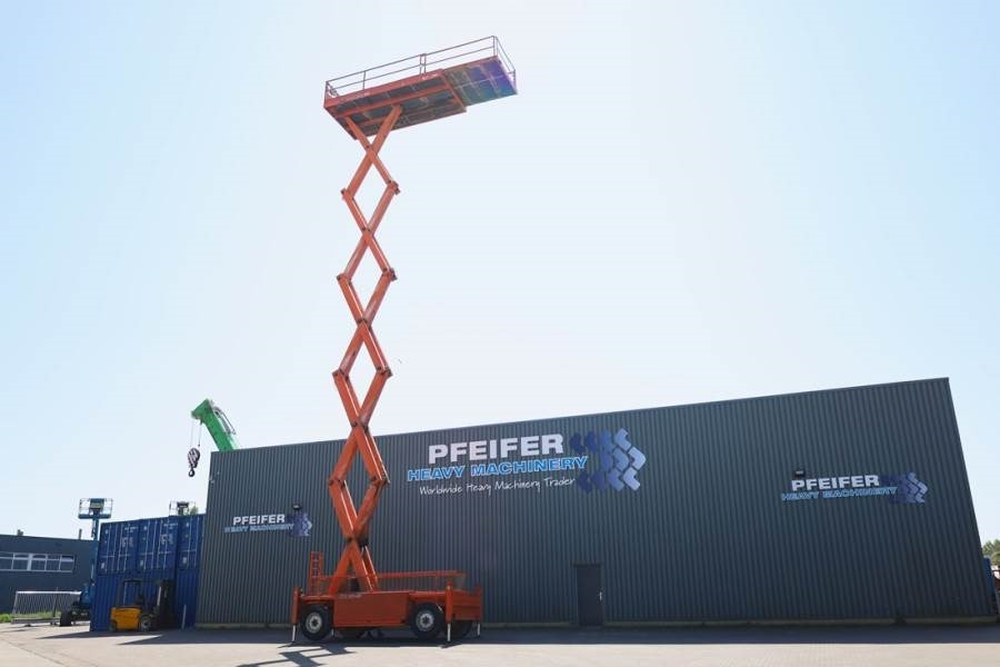 JLG 210-25 Diesel, 4x4 Drive, 23m Working Height, 1000 - Ножничный подъемник: фото 3 JLG 210-25 Diesel, 4x4 Drive, 23m Working Height, 1000 - Ножничный подъемник: фото 3
