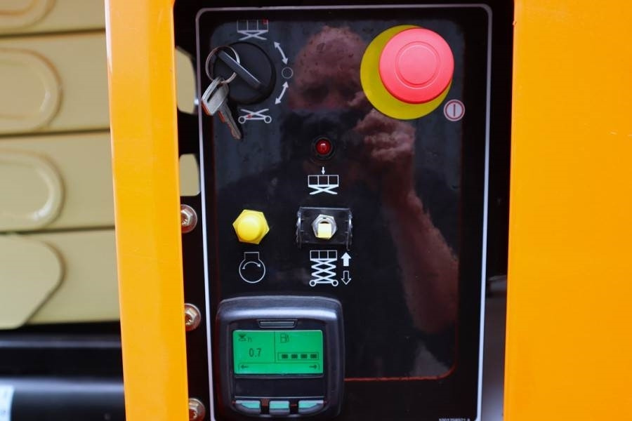 JLG RT3369 Unused, Diesel, 12m Working Height, 454kg C  - Ножничный подъемник: фото 4 JLG RT3369 Unused, Diesel, 12m Working Height, 454kg C  - Ножничный подъемник: фото 4