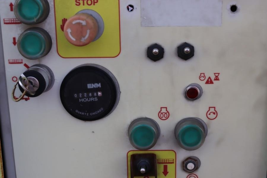 MEC 3392RT-T Diesel, 4x4 Drive, 12m Working Height, 12 - Ножничный подъемник: фото 4 MEC 3392RT-T Diesel, 4x4 Drive, 12m Working Height, 12 - Ножничный подъемник: фото 4