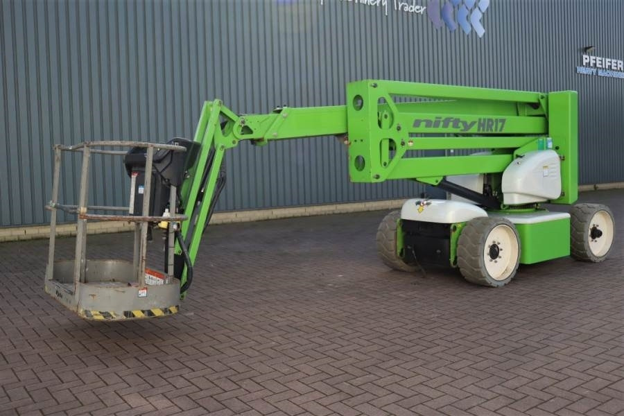 Niftylift HR17NDE HYBRIDE Hybrid Battery & Diesel, 17m Worki - Коленчатый подъемник: фото 5 Niftylift HR17NDE HYBRIDE Hybrid Battery & Diesel, 17m Worki - Коленчатый подъемник: фото 5