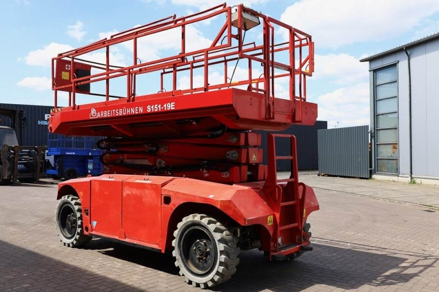 PB LIFT S151-19E 4x4 Electric, 4x4 Drive, 15m Working - Ножничный подъемник: фото 2 PB LIFT S151-19E 4x4 Electric, 4x4 Drive, 15m Working - Ножничный подъемник: фото 2