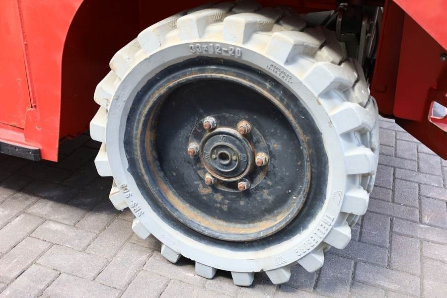 Ножничный подъемник PB LIFT S151-19E 4x4 Electric, 4x4 Drive, 15m Working: фото 14 Ножничный подъемник PB LIFT S151-19E 4x4 Electric, 4x4 Drive, 15m Working: фото 14