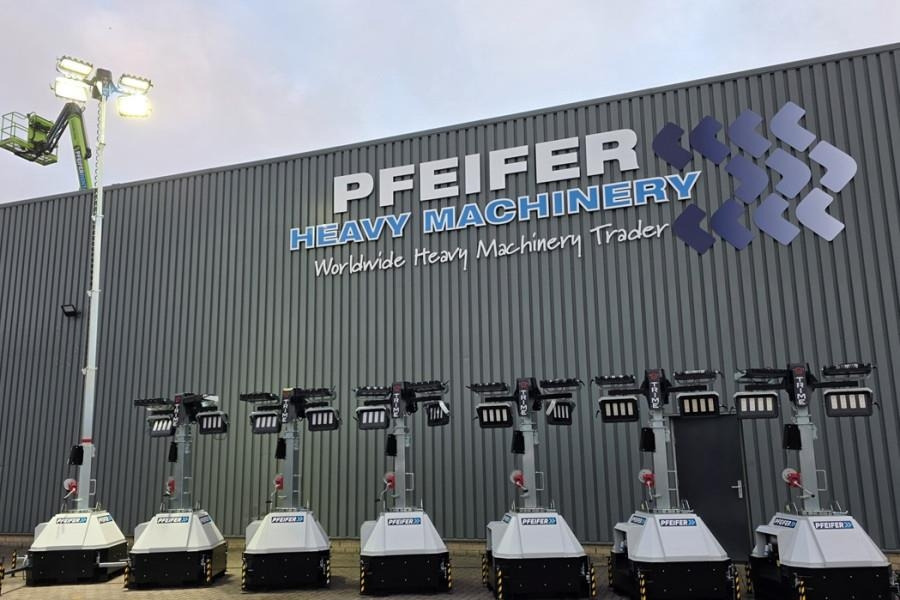 Осветительная мачта Trime X-Mast 4 × 320W LED Valid Inspection, *Guarantee!: фото 11 Осветительная мачта Trime X-Mast 4 × 320W LED Valid Inspection, *Guarantee!: фото 11