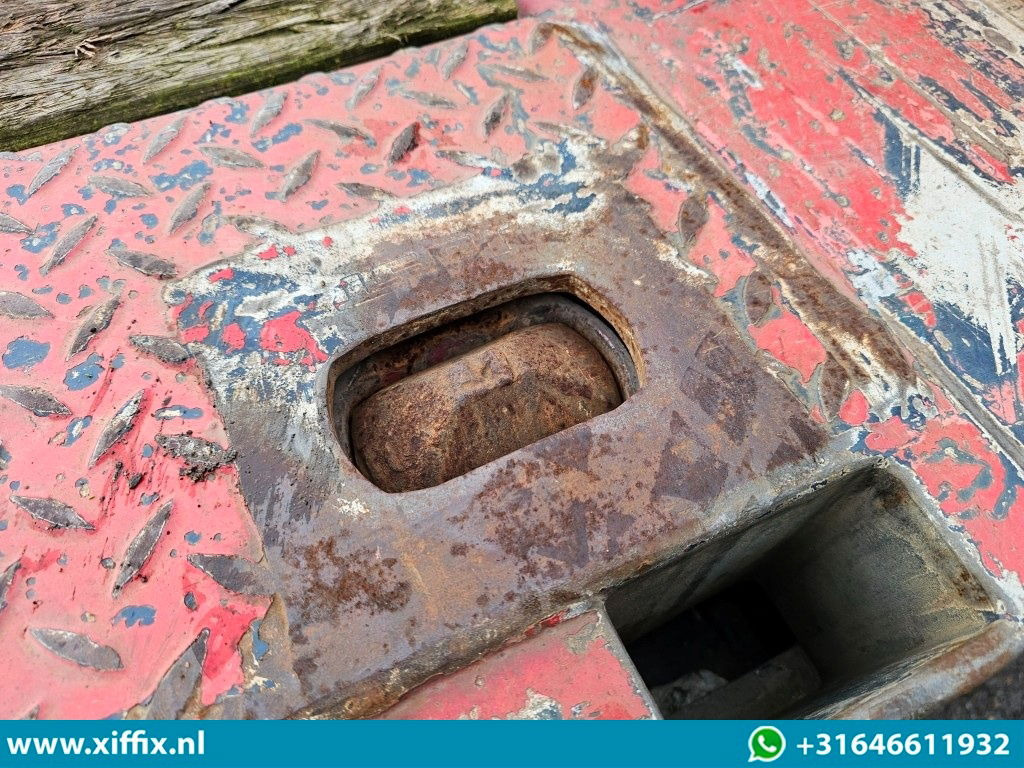 Низкорамный полуприцеп Faymonville 4-ass. Uitschuifbare semi dieplader / 78 cm. Hoog / 3x gestuurd: фото 8 Низкорамный полуприцеп Faymonville 4-ass. Uitschuifbare semi dieplader / 78 cm. Hoog / 3x gestuurd: фото 8