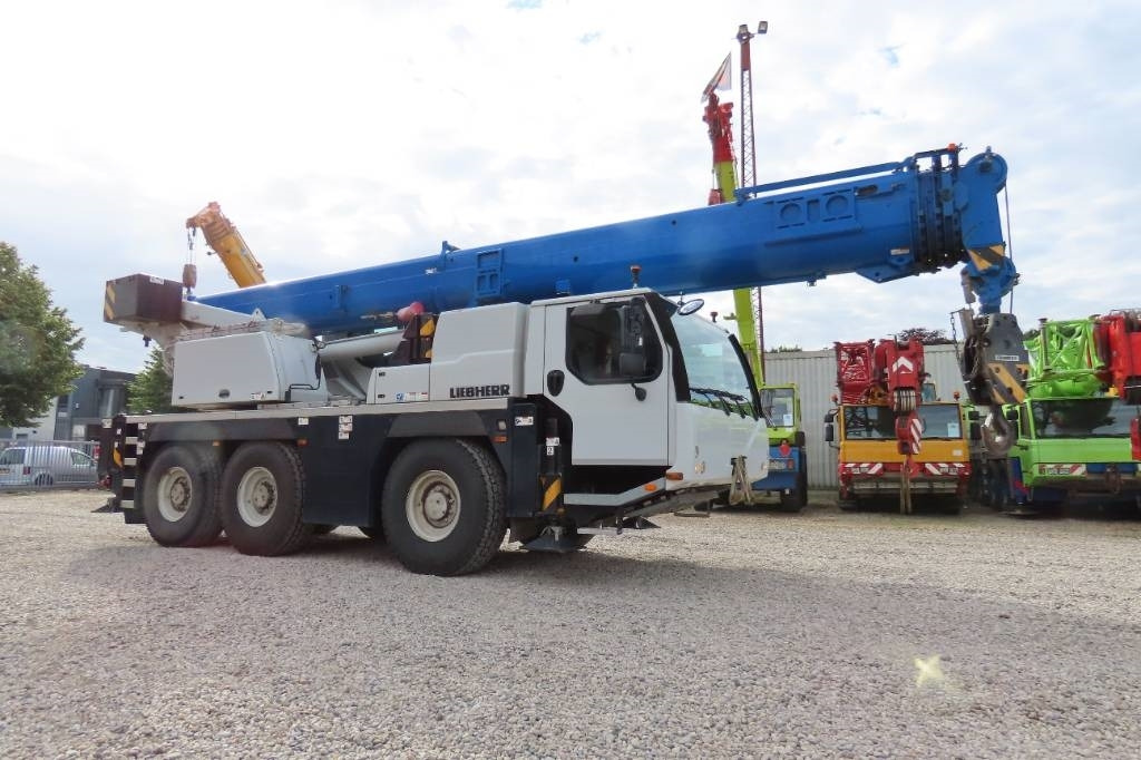 Liebherr LTM 1050-3.1 - Вседорожный кран: фото 2 Liebherr LTM 1050-3.1 - Вседорожный кран: фото 2