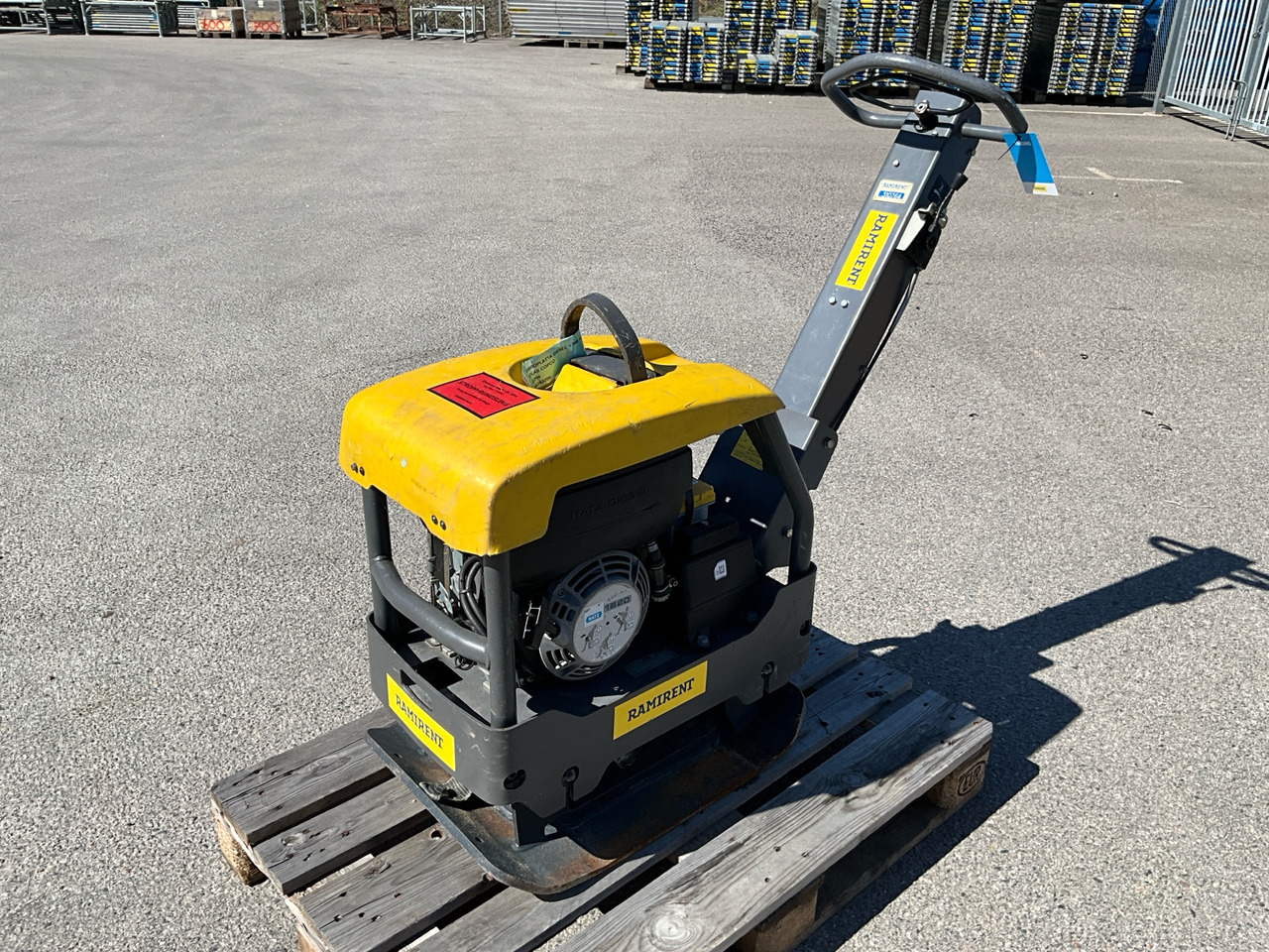 Atlas Copco LG204 - Виброплита: фото 1 Atlas Copco LG204 - Виброплита: фото 1