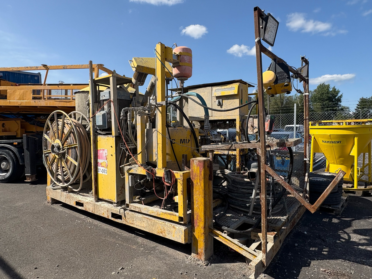 Atlas Copco Unigrout - Строительное оборудование: фото 1 Atlas Copco Unigrout - Строительное оборудование: фото 1