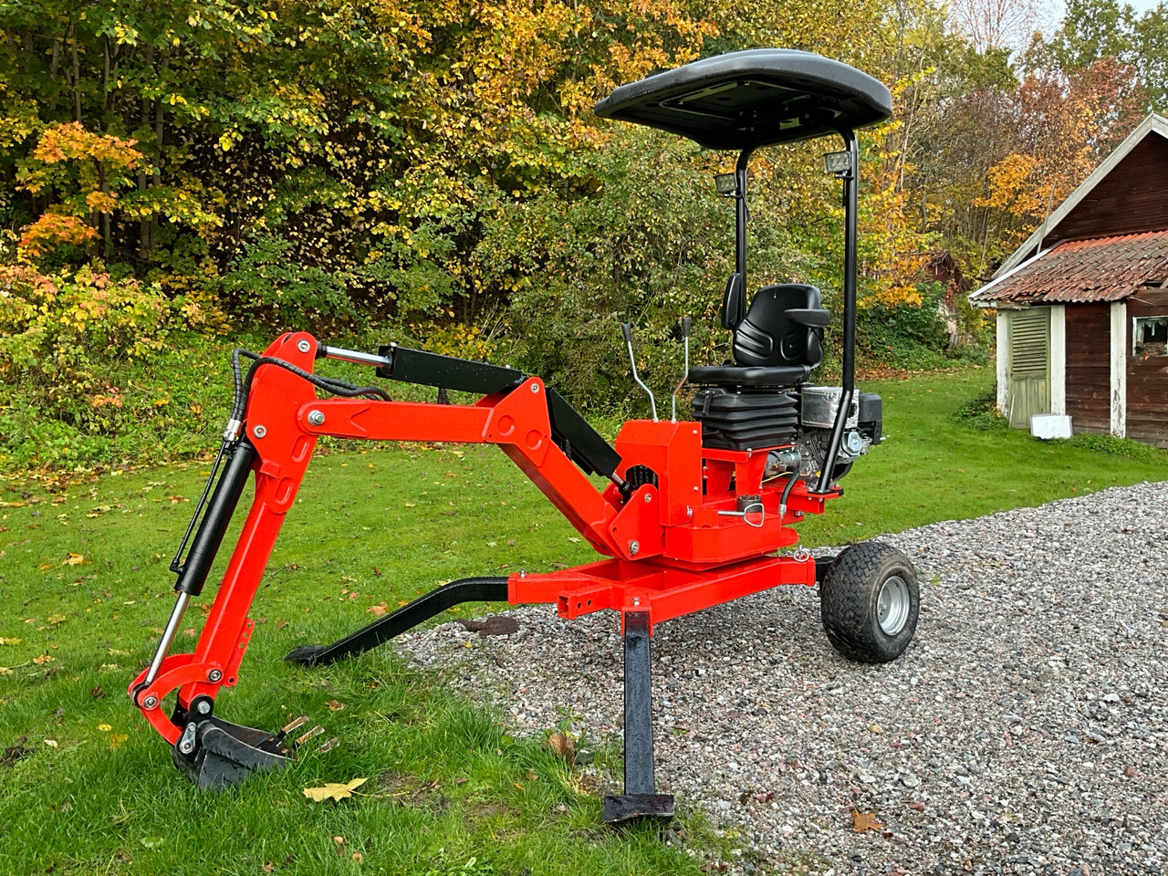CFMOTO Black Wolf Digger 360 - Экскаватор: фото 1 CFMOTO Black Wolf Digger 360 - Экскаватор: фото 1