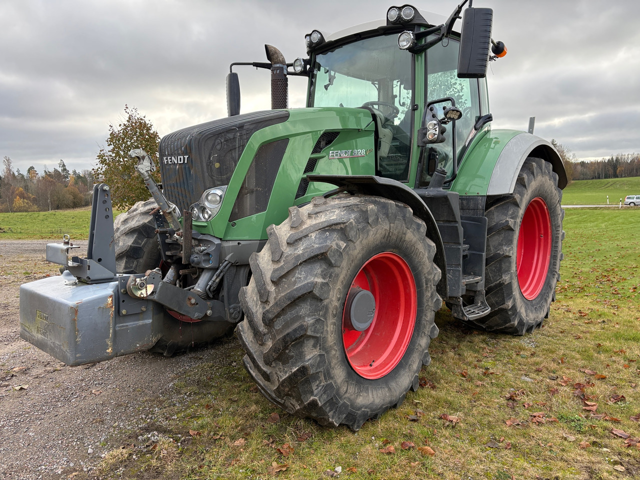 Fendt 828 Vario ProfiPlus - Трактор: фото 1 Fendt 828 Vario ProfiPlus - Трактор: фото 1