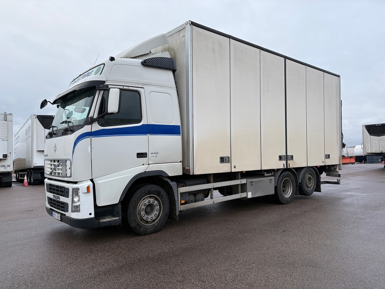 Volvo 440 6*2 - Грузовик: фото 1 Volvo 440 6*2 - Грузовик: фото 1