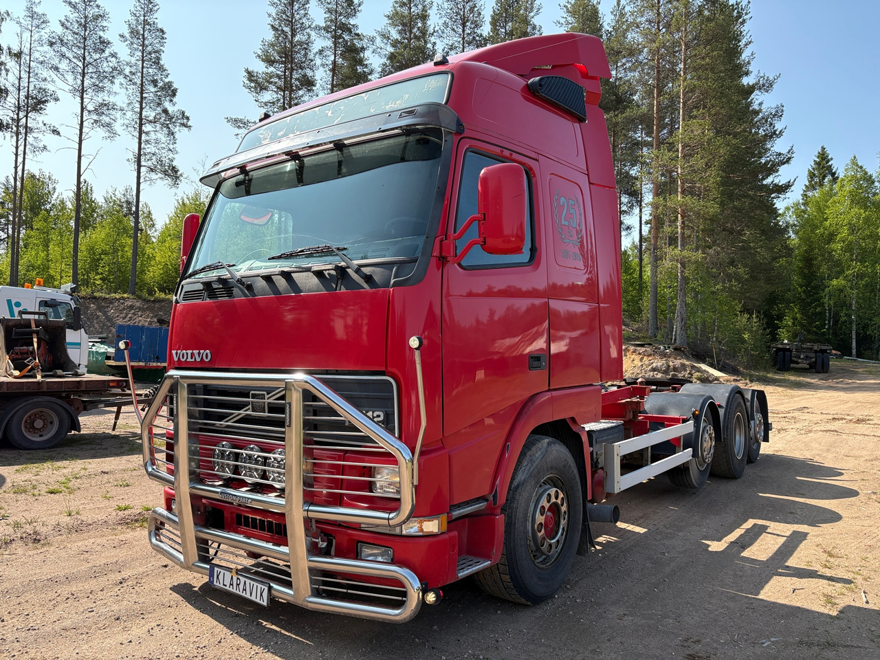 Volvo FH12 - Грузовик: фото 1 Volvo FH12 - Грузовик: фото 1