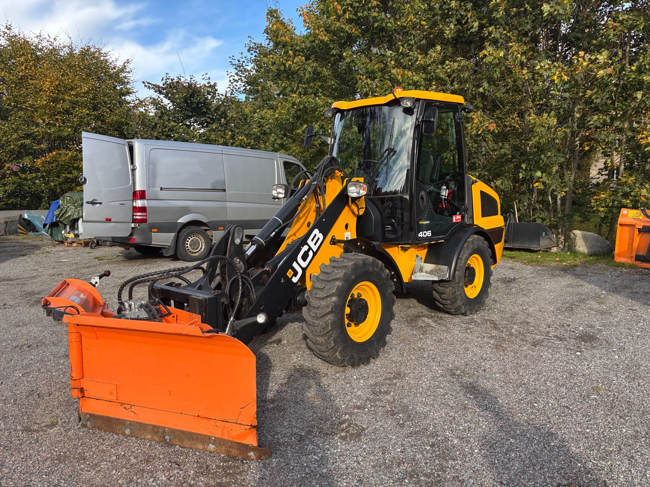 JCB 406t - Колёсный погрузчик: фото 1 JCB 406t - Колёсный погрузчик: фото 1