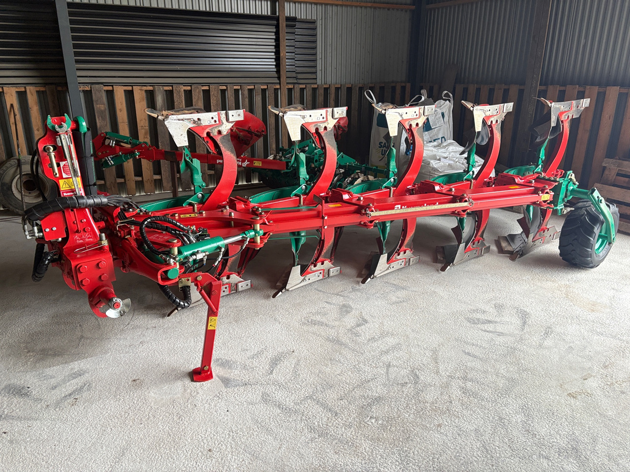 Kverneland ES KKES-85-200 - Плуг: фото 1 Kverneland ES KKES-85-200 - Плуг: фото 1