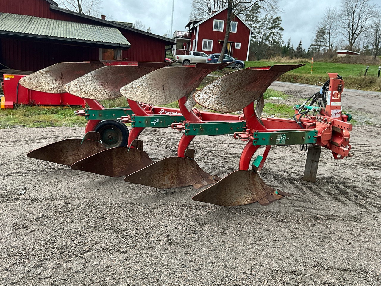 Kverneland ES80 - Плуг: фото 1 Kverneland ES80 - Плуг: фото 1