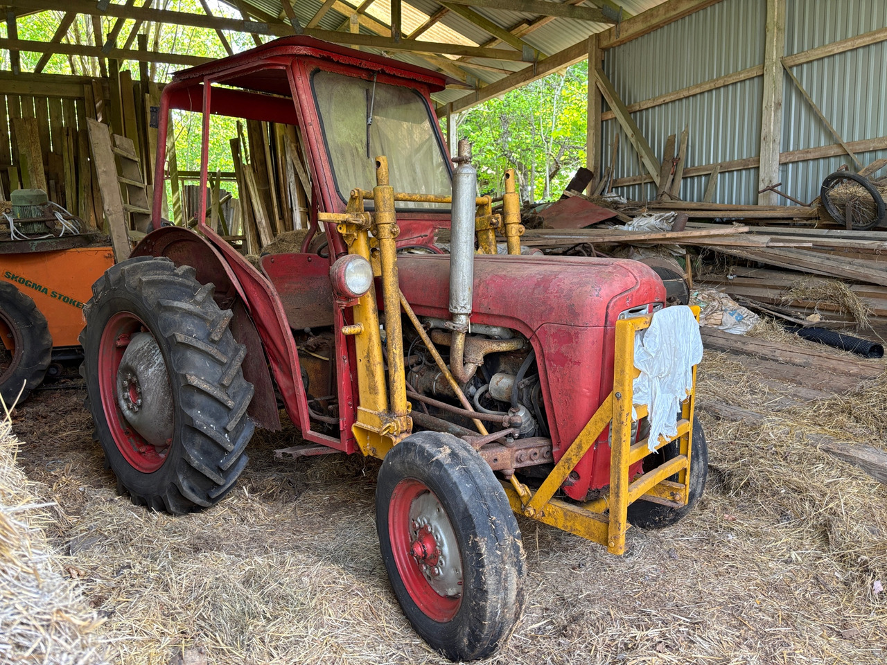 Massey Ferguson 35 - Трактор: фото 1 Massey Ferguson 35 - Трактор: фото 1