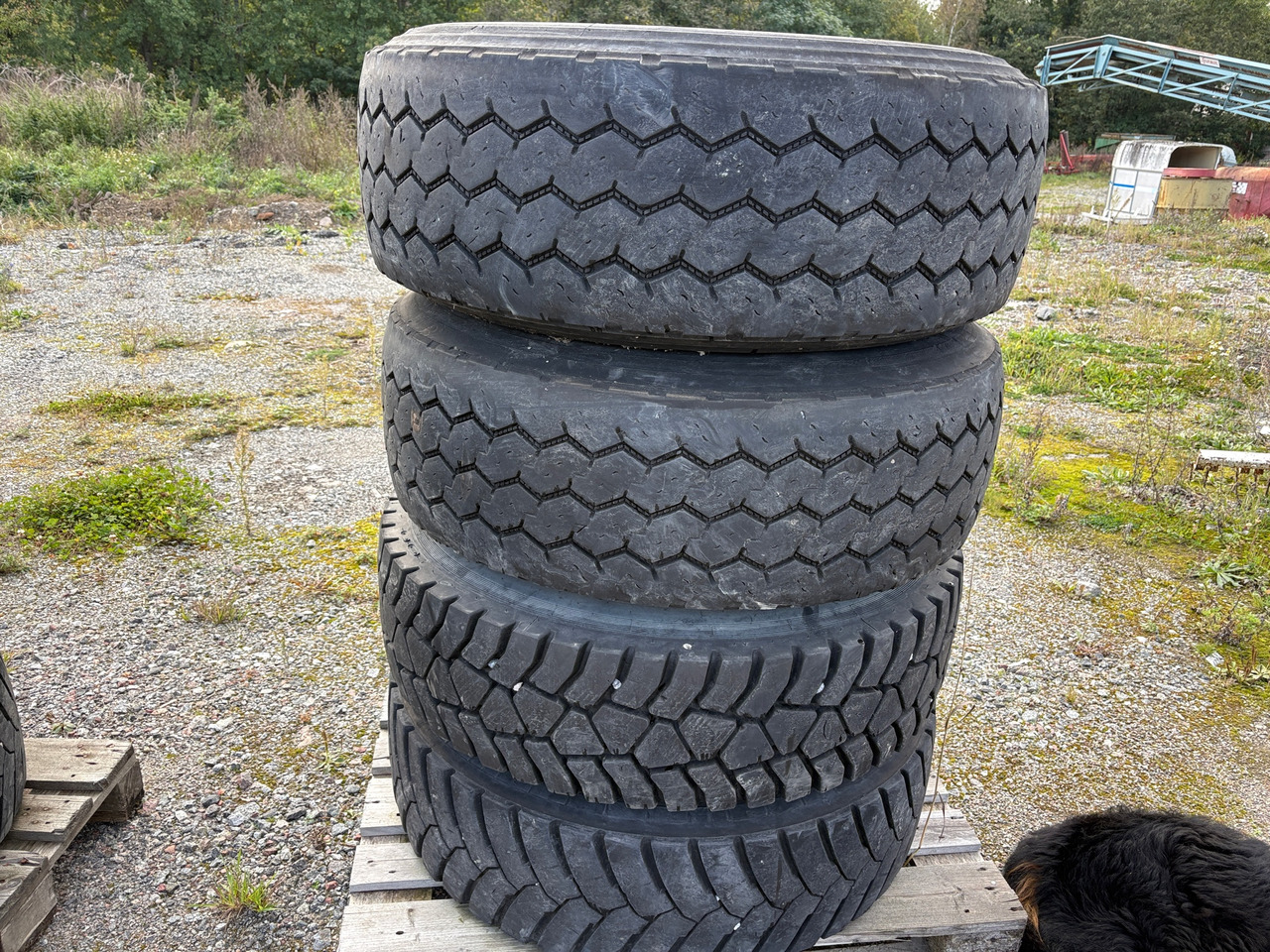 Okänt 385/65R22.5 - Шина для Строительной техники: фото 1 Okänt 385/65R22.5 - Шина для Строительной техники: фото 1