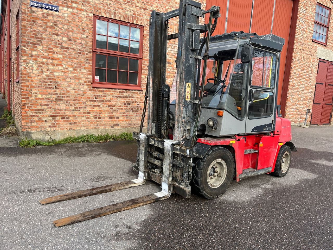 Kalmar DCF55-6H - Погрузочно-разгрузочная техника: фото 1 Kalmar DCF55-6H - Погрузочно-разгрузочная техника: фото 1