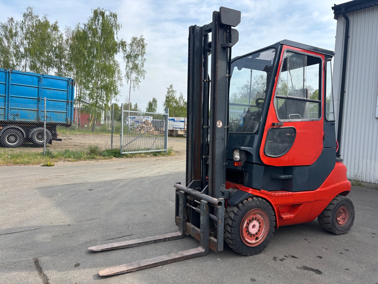 Linde H25T-03 - Погрузочно-разгрузочная техника: фото 1 Linde H25T-03 - Погрузочно-разгрузочная техника: фото 1