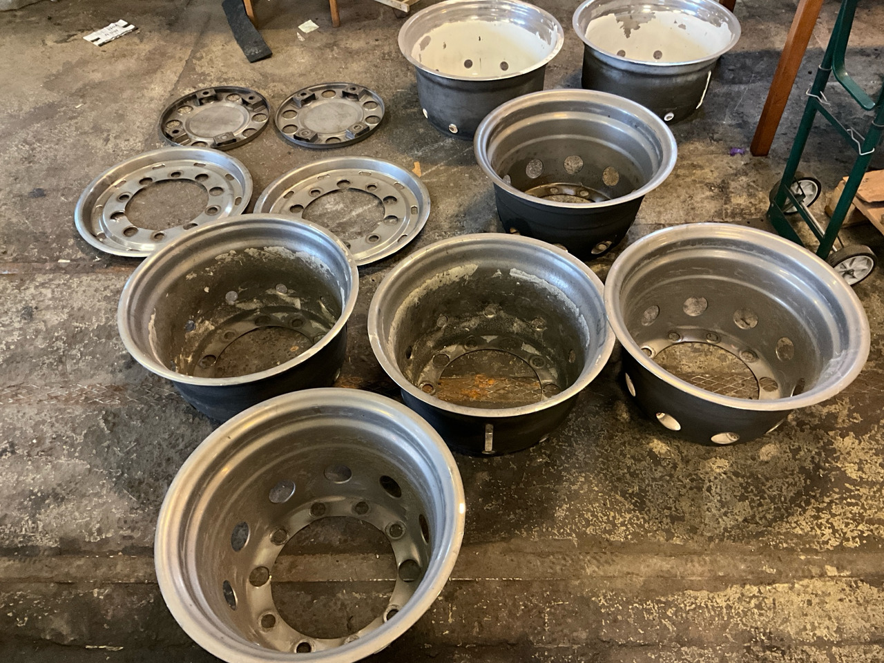 Scania - Колесный диск для Грузовиков: фото 1 Scania - Колесный диск для Грузовиков: фото 1