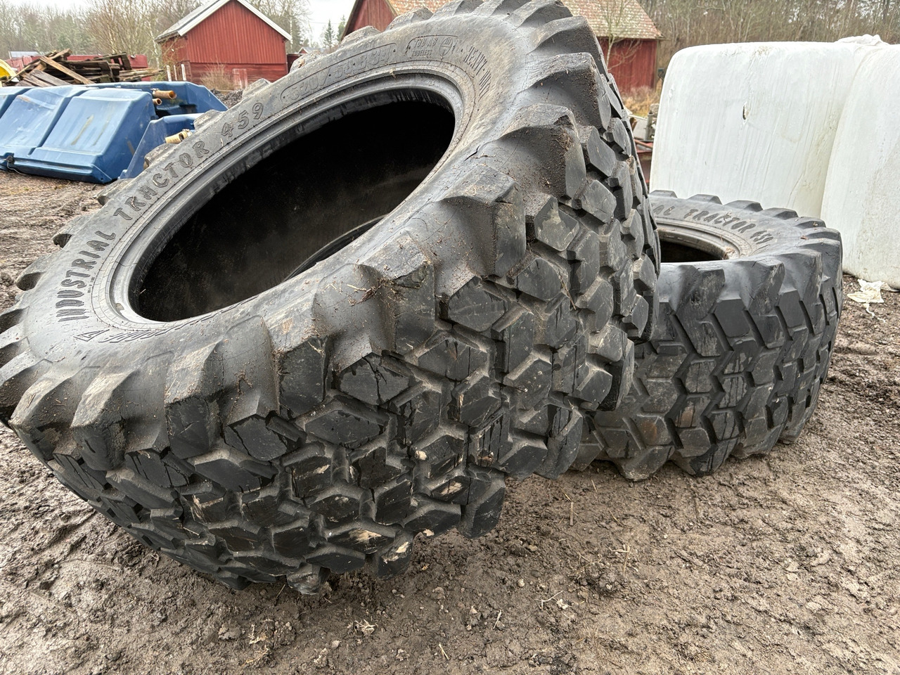 Trelleborg - Шина для Строительной техники: фото 1 Trelleborg - Шина для Строительной техники: фото 1