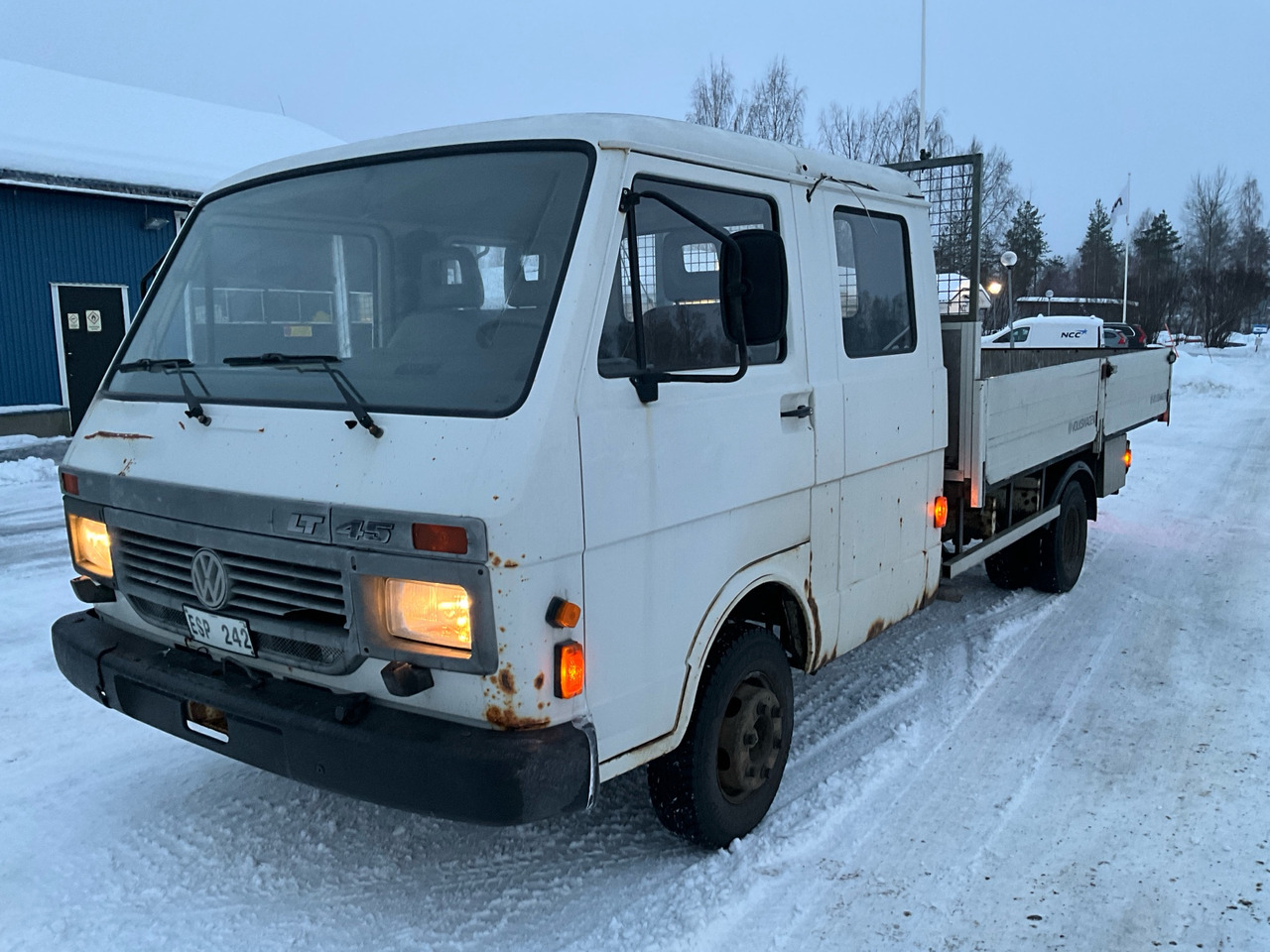 Volkswagen LT 45 - Малотоннажный бортовой грузовик, Грузопассажирский фургон: фото 1 Volkswagen LT 45 - Малотоннажный бортовой грузовик, Грузопассажирский фургон: фото 1