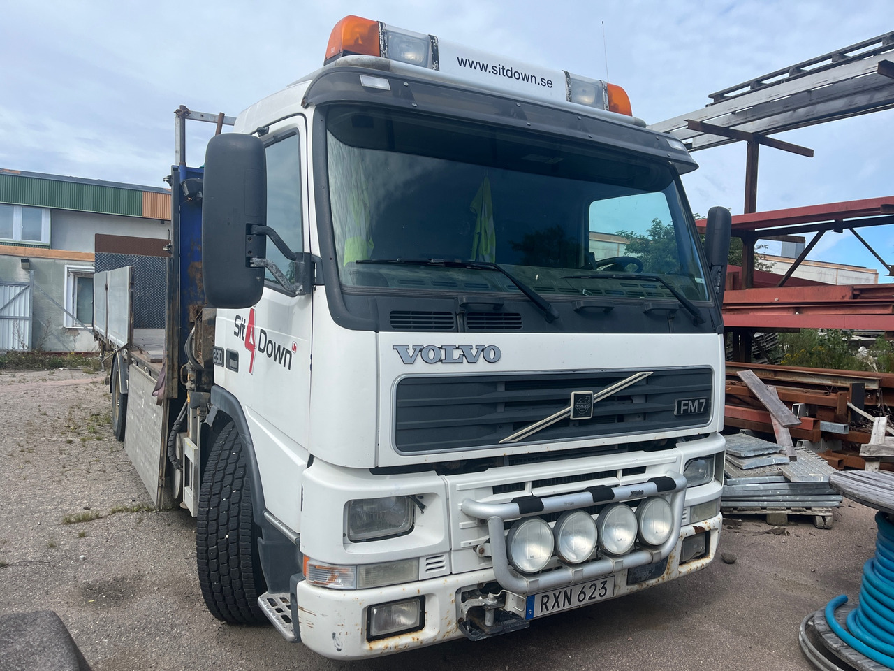 Volvo FM7 4X2 - Автоманипулятор: фото 1 Volvo FM7 4X2 - Автоманипулятор: фото 1