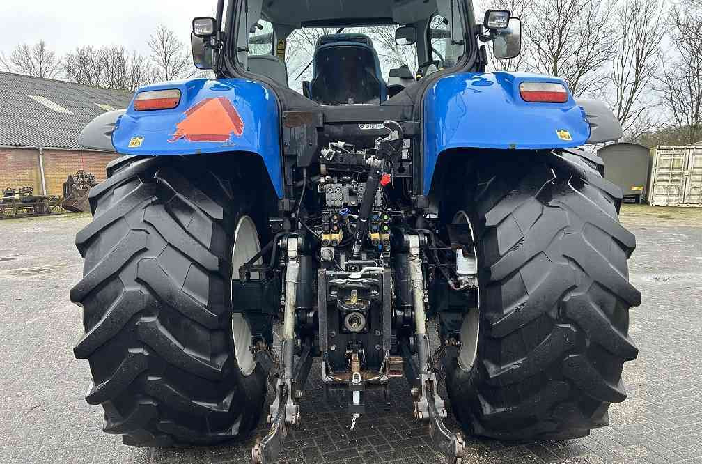 New Holland T7030 Autocommand full options! - Трактор: фото 3 New Holland T7030 Autocommand full options! - Трактор: фото 3