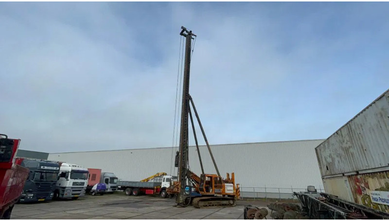 Hitachi EX200 LC Driller - Буровая машина: фото 1 Hitachi EX200 LC Driller - Буровая машина: фото 1