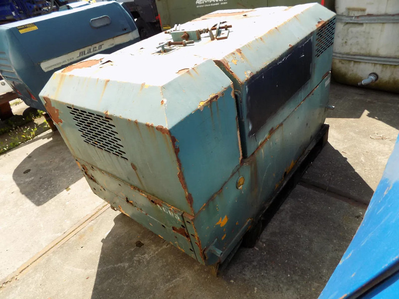 Ingersoll Rand compressor deutz typ 1011 met tandem aanhanger - Воздушный компрессор: фото 1 Ingersoll Rand compressor deutz typ 1011 met tandem aanhanger - Воздушный компрессор: фото 1