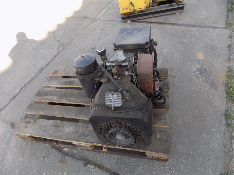 Lamborghini hatz generator - Электрогенератор: фото 5 Lamborghini hatz generator - Электрогенератор: фото 5