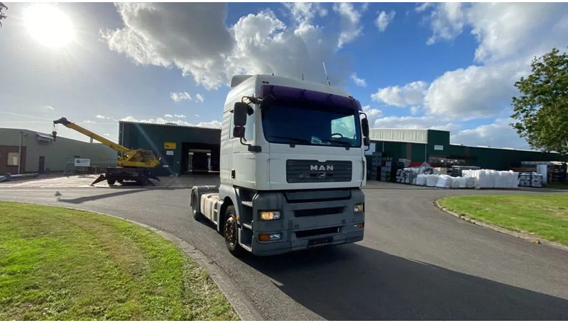 MAN TGA 18.440 4X2 BLS - Тягач: фото 4 MAN TGA 18.440 4X2 BLS - Тягач: фото 4