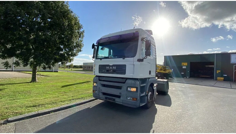 MAN TGA 18.440 4X2 BLS - Тягач: фото 1 MAN TGA 18.440 4X2 BLS - Тягач: фото 1