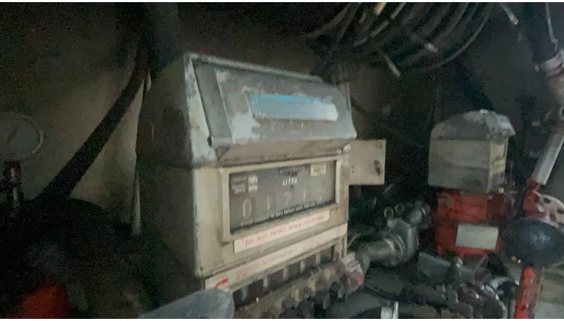 Грузовик-цистерна Volvo FL 7 Volvo FL7 285 Fuel tanker 4x2: фото 12 Грузовик-цистерна Volvo FL 7 Volvo FL7 285 Fuel tanker 4x2: фото 12