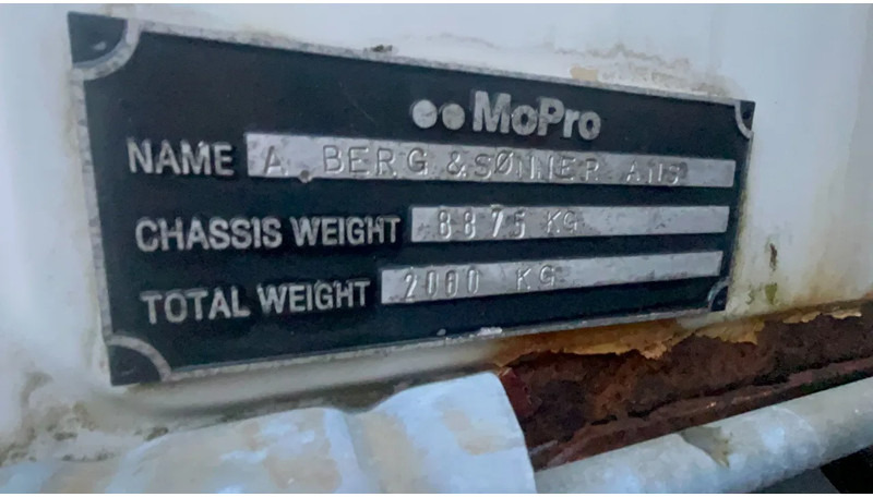 Грузовик-цистерна Volvo FL 7 Volvo FL7 285 Fuel tanker 4x2: фото 13 Грузовик-цистерна Volvo FL 7 Volvo FL7 285 Fuel tanker 4x2: фото 13