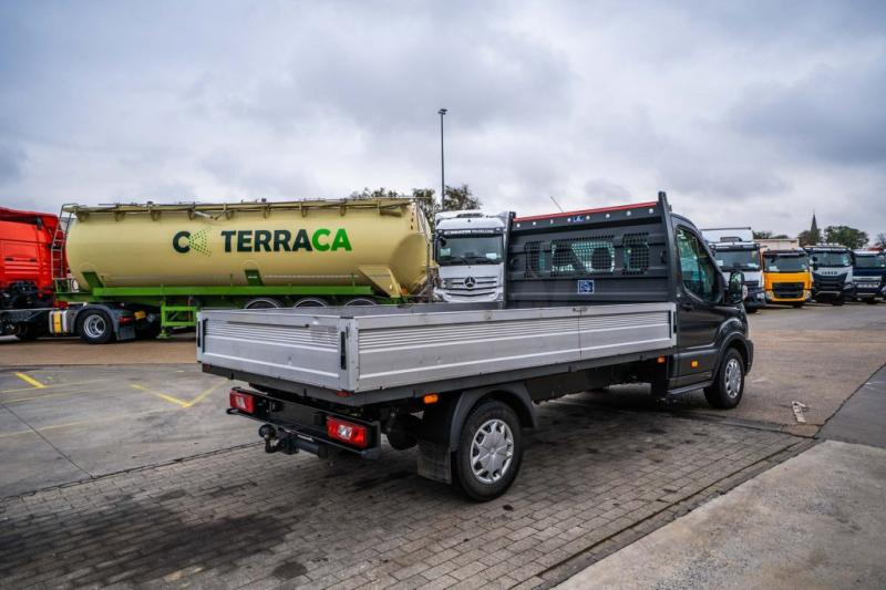 Ford TRANSIT 2.0 TDCI - Малотоннажный бортовой грузовик: фото 4 Ford TRANSIT 2.0 TDCI - Малотоннажный бортовой грузовик: фото 4