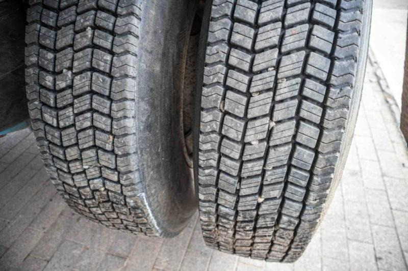 Полуприцеп бортовой/ Платформа Kennis KRAAN/CRANE/GRUE/KRAN - KENNIS 14 TON/M: фото 9