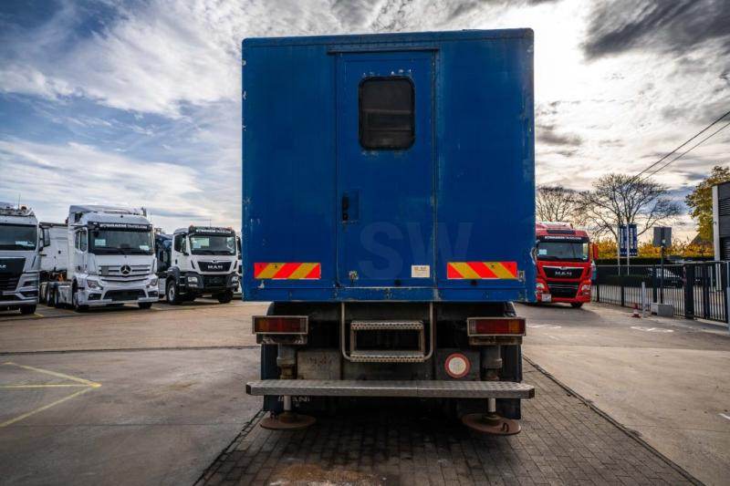 MAN TGA 33.363 FDAK- 6x6 + LABO - Грузовик с закрытым кузовом: фото 5 MAN TGA 33.363 FDAK- 6x6 + LABO - Грузовик с закрытым кузовом: фото 5