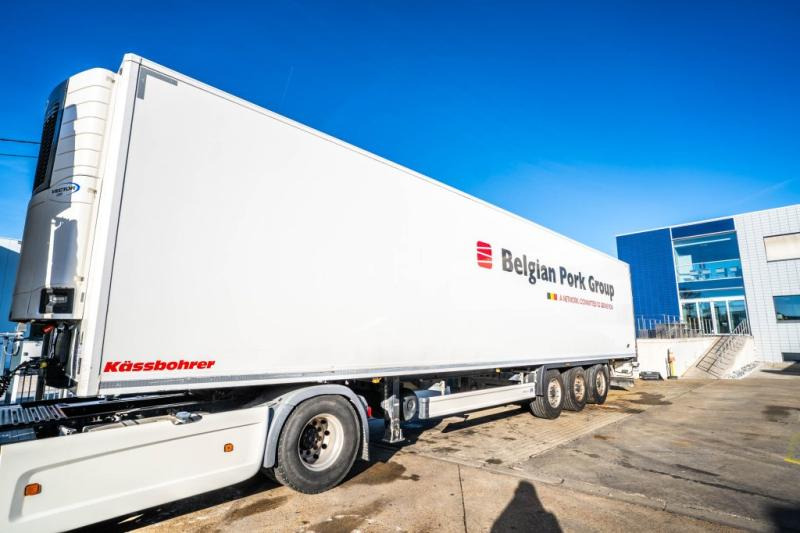 KAESSBOHRER Kässbohrer +CARRIER 1350 - Полуприцеп: фото 1 KAESSBOHRER Kässbohrer +CARRIER 1350 - Полуприцеп: фото 1