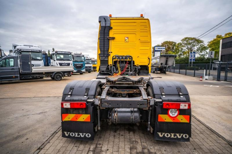 Volvo FH 400 -E5 +KIPHYDR. - Тягач: фото 5 Volvo FH 400 -E5 +KIPHYDR. - Тягач: фото 5