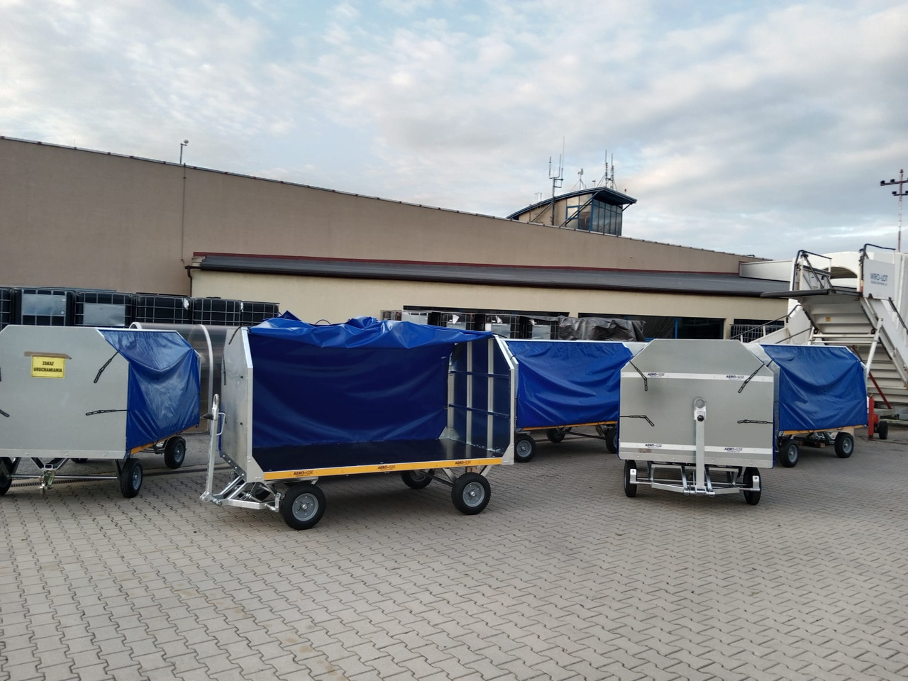 AERO-GSE BAGGAGE CART BC-ZW30-D2400 - Аэродромная техника: фото 2 AERO-GSE BAGGAGE CART BC-ZW30-D2400 - Аэродромная техника: фото 2