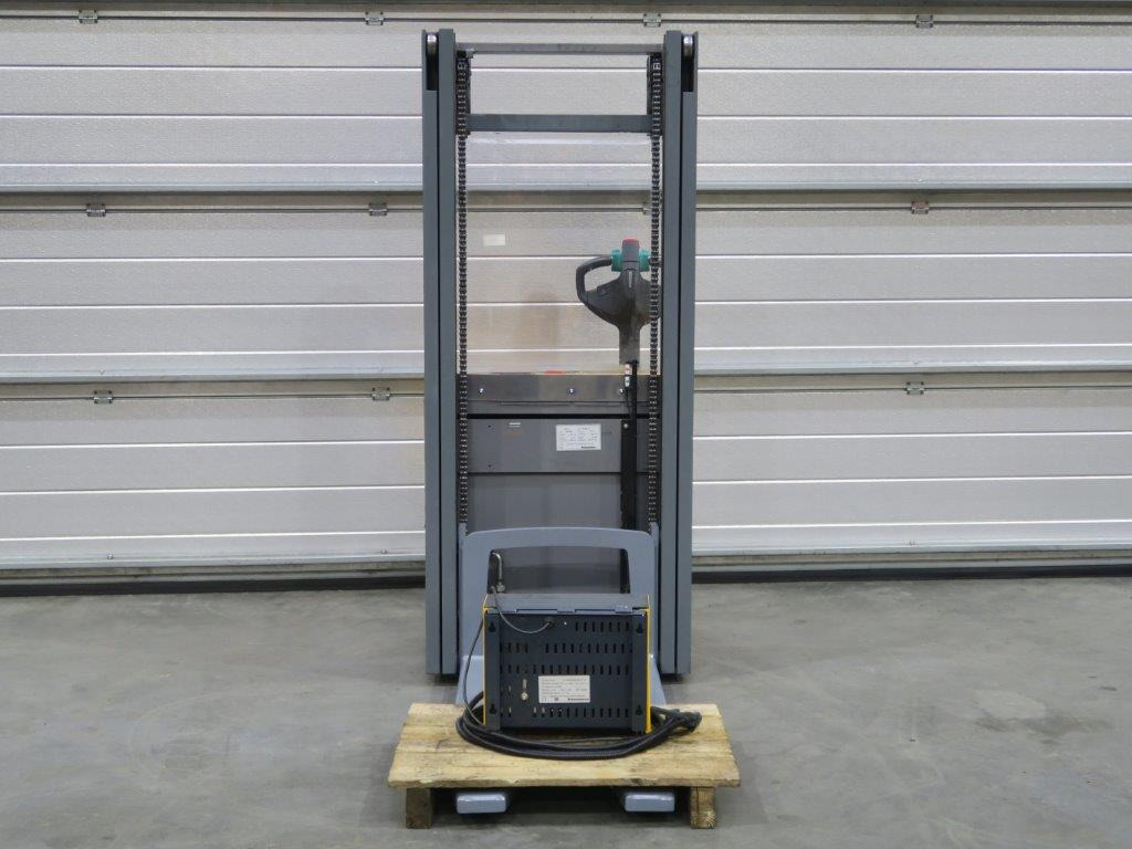 Jungheinrich EJC214 - Штабелер: фото 5 Jungheinrich EJC214 - Штабелер: фото 5