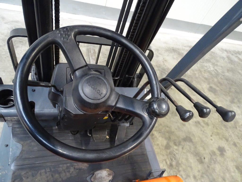 Toyota FBESF12 - Электропогрузчик: фото 4 Toyota FBESF12 - Электропогрузчик: фото 4